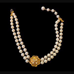 Vintage Marvella Faux Pearl Gold Tone Double Layered 15.25" Choker Necklace